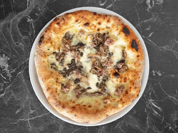Pizza funghi, salsiccia e tartufo